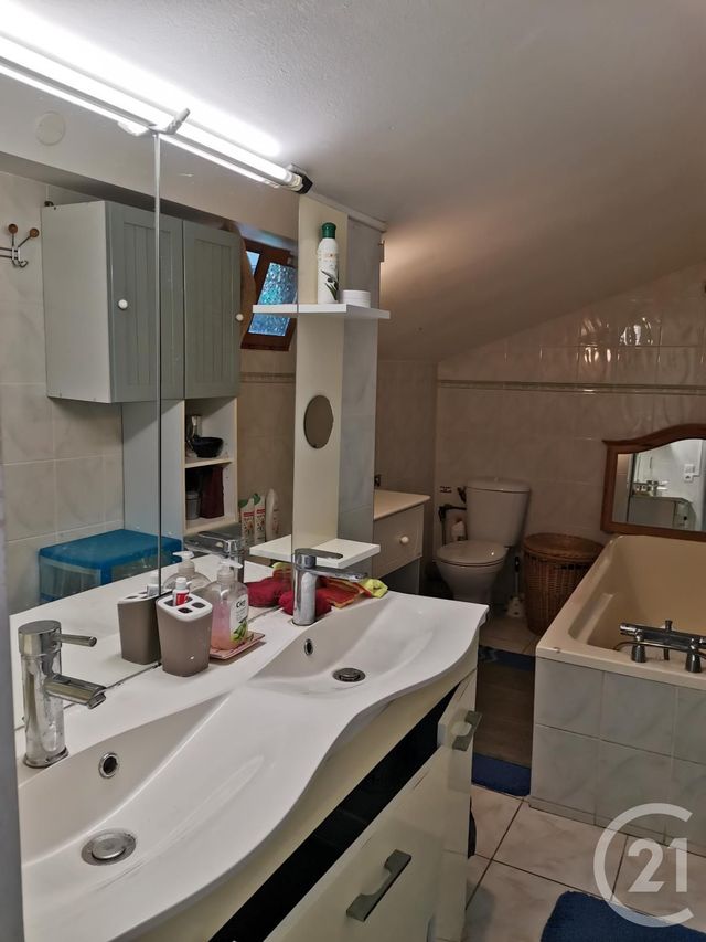 maison à vendre - 5 pièces - 102.52 m2 - AMBERIEU EN BUGEY - 01 - RHONE-ALPES - Century 21 Christal Immobilier maison à vendre - 5 pièces - 102.52 m2 - AMBERIEU EN BUGEY - 01 - RHONE-ALPES - Century 21 Christal Immobilier