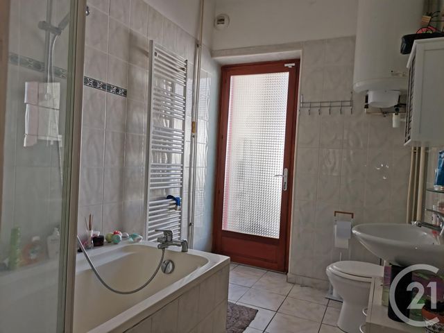 maison à vendre - 4 pièces - 66.0 m2 - AMBERIEU EN BUGEY - 01 - RHONE-ALPES - Century 21 Christal Immobilier maison à vendre - 4 pièces - 66.0 m2 - AMBERIEU EN BUGEY - 01 - RHONE-ALPES - Century 21 Christal Immobilier