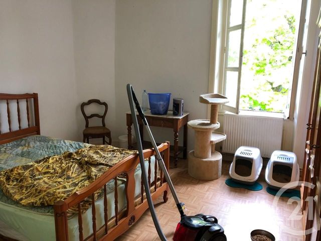 Afficher la photo en grand immeuble à vendre - 160.0 m2 - AMBERIEU EN BUGEY - 01 - RHONE-ALPES - Century 21 Christal Immobilier