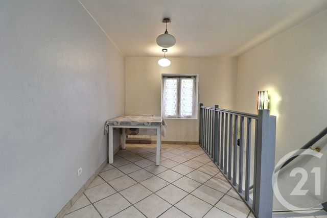 maison à louer - 3 pièces - 103.43 m2 - AMBERIEU EN BUGEY - 01 - RHONE-ALPES - Century 21 Christal Immobilier