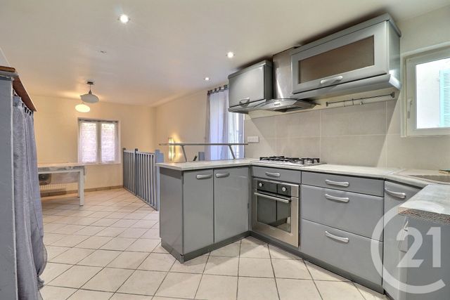 maison à louer - 3 pièces - 103.43 m2 - AMBERIEU EN BUGEY - 01 - RHONE-ALPES - Century 21 Christal Immobilier