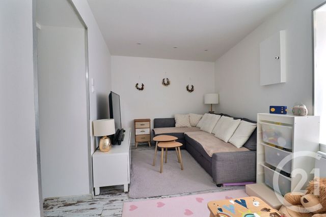 maison à vendre - 4 pièces - 93.08 m2 - CHATEAU GAILLARD - 01 - RHONE-ALPES - Century 21 Christal Immobilier