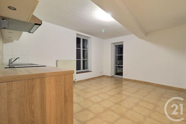 Appartement T2 à louer JUJURIEUX