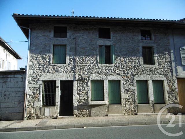 Appartement à louer - 2 pièces - 30.0 m2 - ST JEAN LE VIEUX - 01 - RHONE-ALPES - Century 21 Christal Immobilier