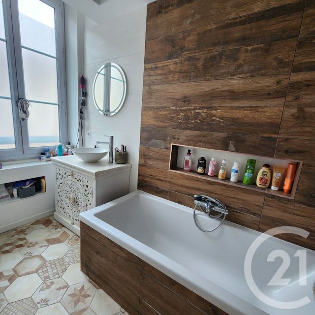 maison à vendre - 6 pièces - 149.3 m2 - ST JEAN LE VIEUX - 01 - RHONE-ALPES - Century 21 Christal Immobilier