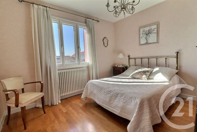 maison à vendre - 5 pièces - 131.0 m2 - AMBERIEU EN BUGEY - 01 - RHONE-ALPES - Century 21 Christal Immobilier