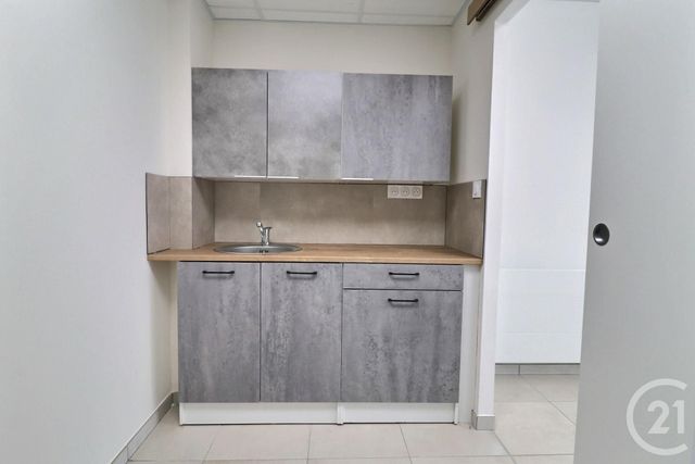 commerce à louer - 36.03 m2 - AMBRONAY - 01 - RHONE-ALPES - Century 21 Christal Immobilier