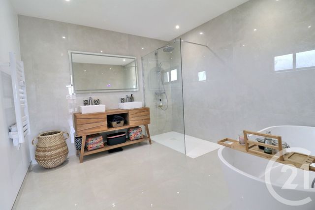 maison à vendre - 6 pièces - 187.0 m2 - VILLETTE SUR AIN - 01 - RHONE-ALPES - Century 21 Christal Immobilier