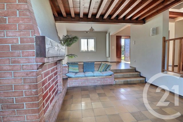 maison à louer - 5 pièces - 129.85 m2 - AMBERIEU EN BUGEY - 01 - RHONE-ALPES - Century 21 Christal Immobilier