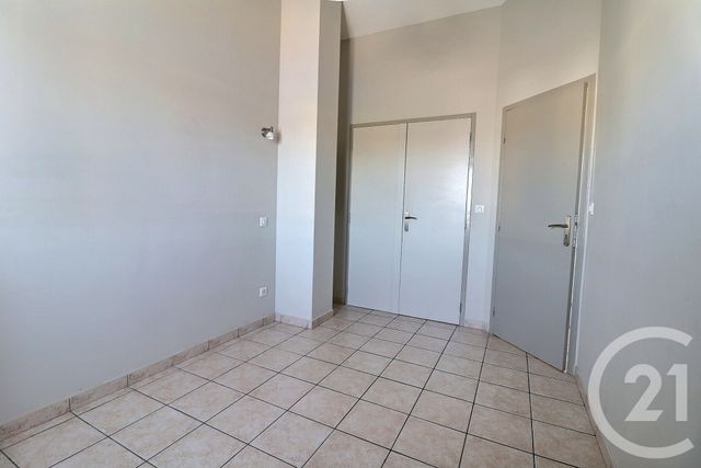 maison à louer - 5 pièces - 129.85 m2 - AMBERIEU EN BUGEY - 01 - RHONE-ALPES - Century 21 Christal Immobilier