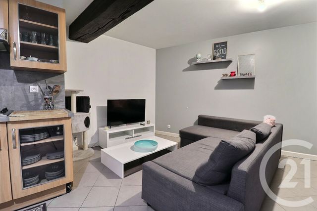 Appartement T3 à louer JUJURIEUX