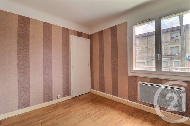 Appartement à vendre - 4 pièces - 65.9 m2 - AMBERIEU EN BUGEY - 01 - RHONE-ALPES - Century 21 Christal Immobilier