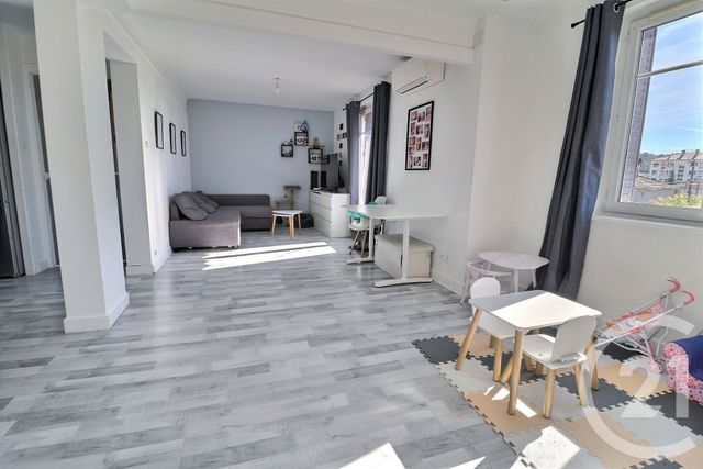 Appartement F3 à vendre - 3 pièces - 64.03 m2 - AMBERIEU EN BUGEY - 01 - RHONE-ALPES - Century 21 Christal Immobilier