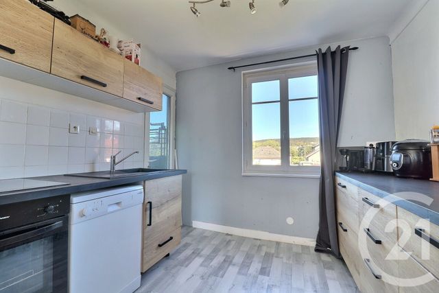 Appartement F3 à vendre - 3 pièces - 64.03 m2 - AMBERIEU EN BUGEY - 01 - RHONE-ALPES - Century 21 Christal Immobilier