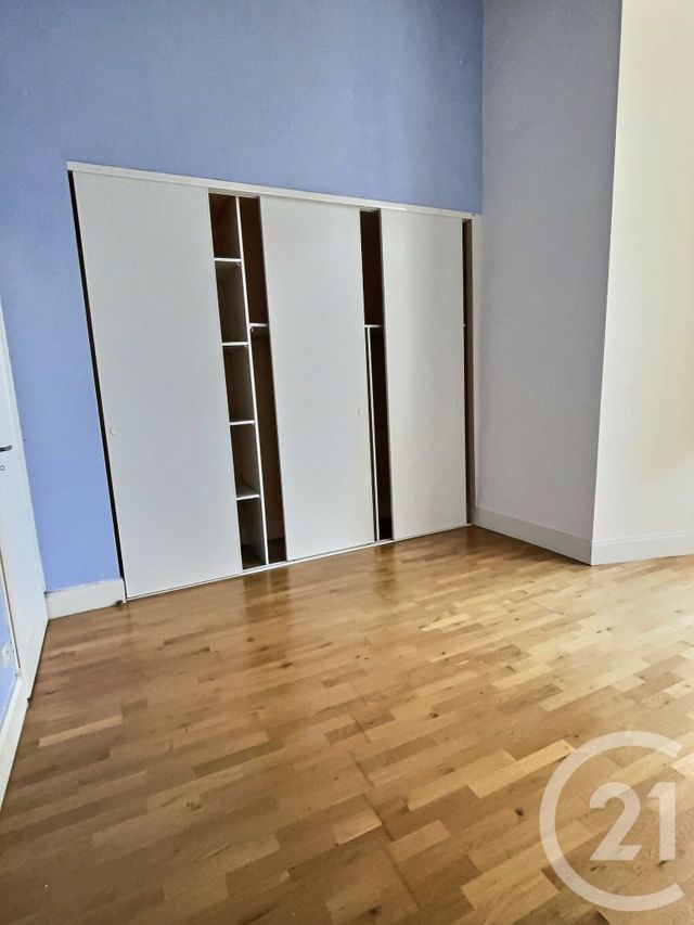 Appartement à louer - 3 pièces - 82.2 m2 - PONT D AIN - 01 - RHONE-ALPES - Century 21 Christal Immobilier