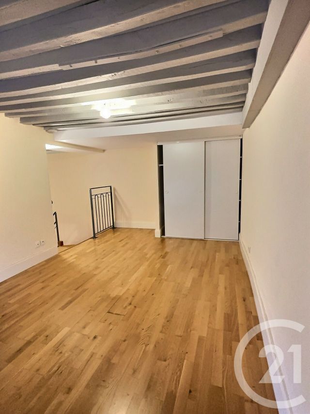Appartement à louer - 3 pièces - 82.2 m2 - PONT D AIN - 01 - RHONE-ALPES - Century 21 Christal Immobilier