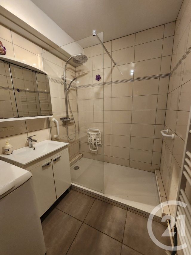 Appartement F3 à vendre - 3 pièces - 71.31 m2 - AMBERIEU EN BUGEY - 01 - RHONE-ALPES - Century 21 Christal Immobilier