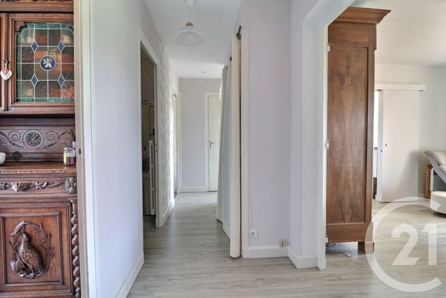 Appartement F3 à vendre - 3 pièces - 64.4 m2 - AMBERIEU EN BUGEY - 01 - RHONE-ALPES - Century 21 Christal Immobilier