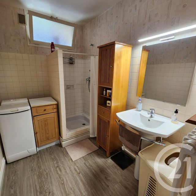 Appartement F3 à vendre - 3 pièces - 64.4 m2 - AMBERIEU EN BUGEY - 01 - RHONE-ALPES - Century 21 Christal Immobilier