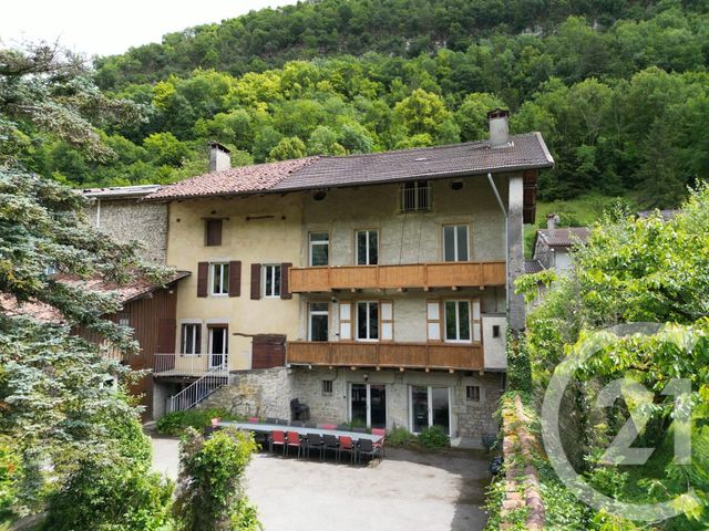 maison à vendre - 11 pièces - 410.2 m2 - CERDON - 01 - RHONE-ALPES - Century 21 Christal Immobilier