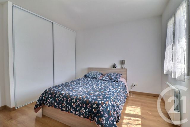 Appartement F3 à vendre - 3 pièces - 84.28 m2 - AMBERIEU EN BUGEY - 01 - RHONE-ALPES - Century 21 Christal Immobilier