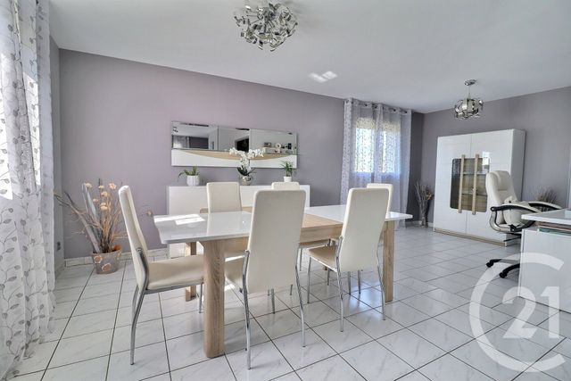 maison à louer - 5 pièces - 106.28 m2 - ST JEAN LE VIEUX - 01 - RHONE-ALPES - Century 21 Christal Immobilier