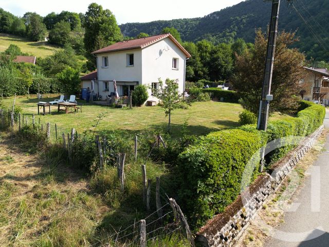maison à vendre - 5 pièces - 88.3 m2 - ST RAMBERT EN BUGEY - 01 - RHONE-ALPES - Century 21 Christal Immobilier