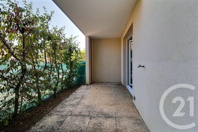 Appartement à louer - 2 pièces - 37.0 m2 - AMBERIEU EN BUGEY - 01 - RHONE-ALPES - Century 21 Christal Immobilier