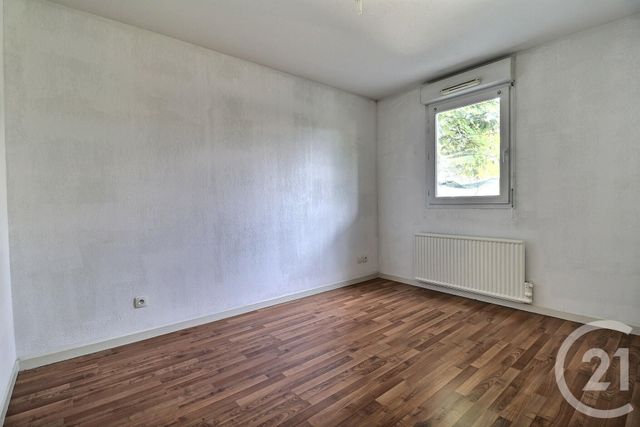 Appartement à louer - 2 pièces - 37.0 m2 - AMBERIEU EN BUGEY - 01 - RHONE-ALPES - Century 21 Christal Immobilier