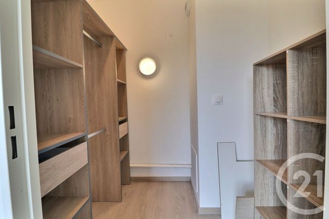 Appartement T4 à louer - 4 pièces - 98.55 m2 - AMBERIEU EN BUGEY - 01 - RHONE-ALPES - Century 21 Christal Immobilier