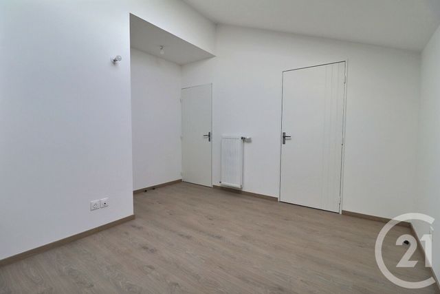 Appartement T4 à louer - 4 pièces - 98.55 m2 - AMBERIEU EN BUGEY - 01 - RHONE-ALPES - Century 21 Christal Immobilier