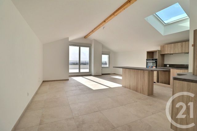 Appartement T4 à louer - 4 pièces - 98.55 m2 - AMBERIEU EN BUGEY - 01 - RHONE-ALPES - Century 21 Christal Immobilier