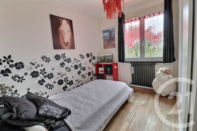 Appartement F4 à vendre - 4 pièces - 74.6 m2 - AMBERIEU EN BUGEY - 01 - RHONE-ALPES - Century 21 Christal Immobilier